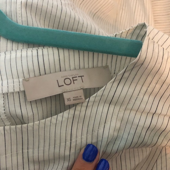 Long sleeve Loft Blouse with Bell Sleeve - Picture 2 of 4